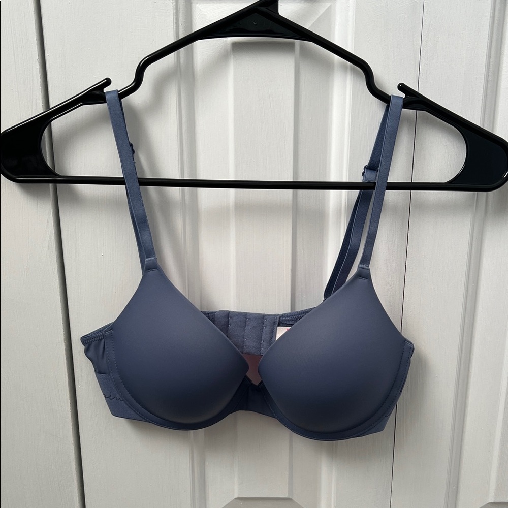 PINK Victoria's Secret Gray Underwire Bra